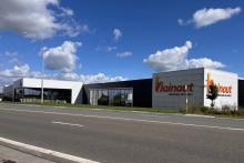 12.000m2 d'expo de camping-cars, vans et caravanes. Un des plus grands showrooms d'Europe